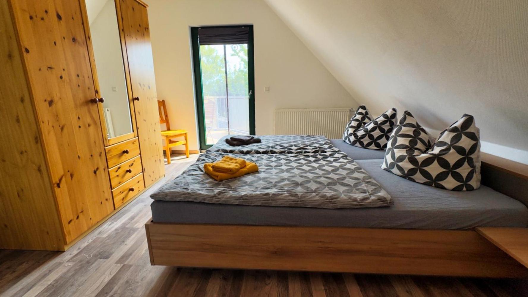 Ferienhaus Zum Findling Goehren  Luaran gambar